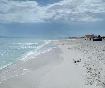 Mnakaa Beach Appartement Rdc Salakta Eksteriør bilde